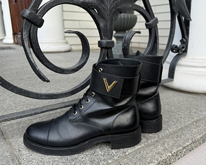 Сапоги Louis Vuitton (1 фото из 7)