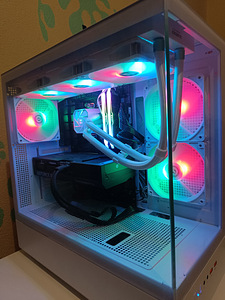 Mänguarvuti Ryzen 7 7800x3d / RTX 4070 super / 32 GB RAM (1 foto / 3)