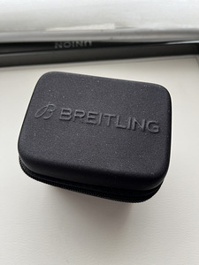 Breitling дорожный футляр (1 фото из 2)