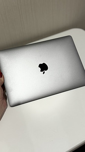 Macbook retina, 12 inch (1 foto / 6)