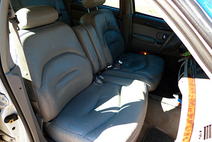 1997 Lincoln Town Car Signature Series (9 foto / 11)