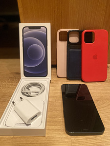 iPhone 12 черный 64 ГБ (7 фото из 7)