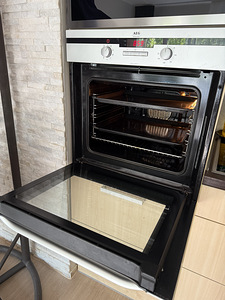 Духовка Electrolux (2 фото из 2)