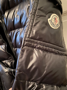 Moncler куртка (2 фото из 2)