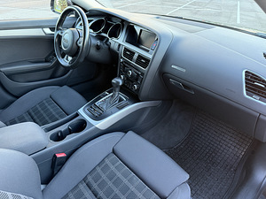 Audi A5 рестайлинг (10 фото из 12)