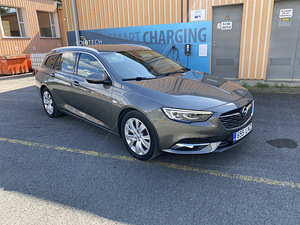 Opel Insignia (2 foto / 13)