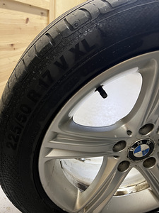 BMW Диски и Резина R17 (4 фото из 6)
