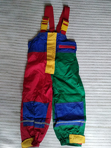 Uued United Kids kilepüksid, 116 cm (1 foto / 3)