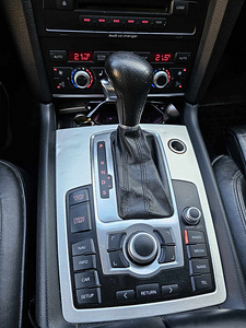 Audi Q7 4.1 V8 TDi (13 foto / 14)