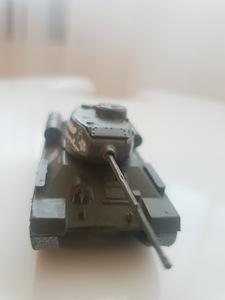 Т-34 .ВОВ. Модель. 1/72 (4 фото из 4)