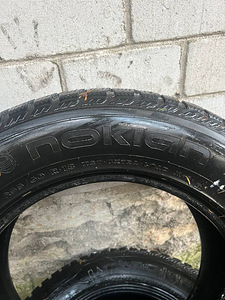 255/60/18 Nokian (1 foto / 4)