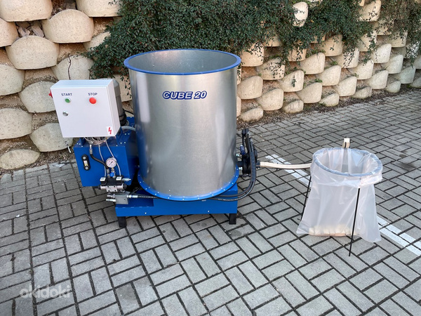 20-26-537/4 FALACH hidraulinis briketų presas (naujas)