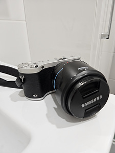 Samsung nx 300 (2 foto / 3)
