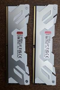 Müüa DDR5 mälu Kingston Fury Renegade 32GB (6400MHz) (1 foto / 3)