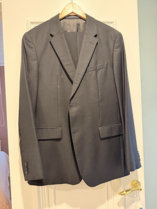 Müüa must meeste ülikond, suurus 54. Tommy Hilfiger (1 foto / 4)