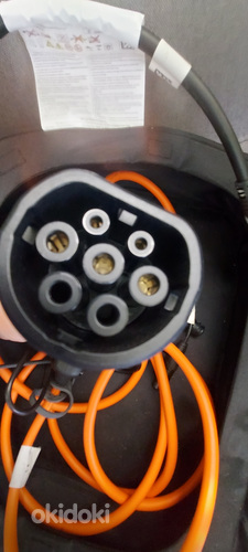 Зарядка для электромобилей Portable charger APTIV 8A 1.8 kW (фото #2)
