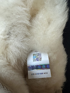 Продаются новые оригинальные зимние сапоги UGG. размер 42. Ц (7 фото из 7)