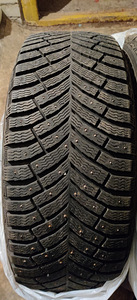 Мишлен х-айс север 4 255/60r18 (2 фото из 8)