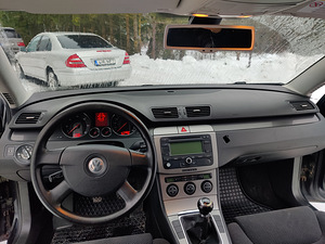 Volkswagen Passat 2,0tdi 103kw manuaal (11 foto / 14)