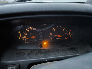 Mitsubishi L200 (11 foto / 12)