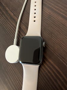 Apple Watch 5 38mm (5 foto / 5)