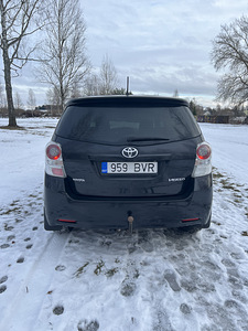 Toyota (5 фото из 13)