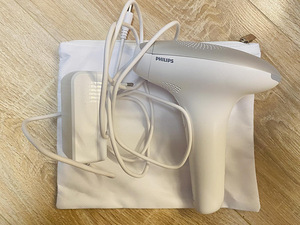 Фотоэпилятор Philips Lumea SC1995 (4 фото из 5)