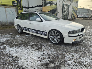 E39 530 Touring (7 foto / 11)