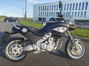 BMW F650CS 2003 (5 foto / 9)