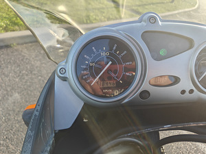 BMW F650CS 2003 (8 foto / 9)