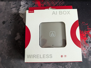 Wireless CarPlay / Android Auto adapter