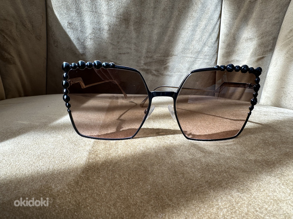 Fendi päikseprillid/солнечные очки (фото #1)