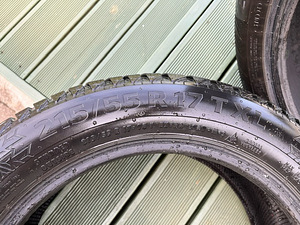 Continental 215/55/R17 T XL, ICE CONTACT2 (5 фото из 5)