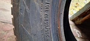 Müüa maasturi naelrehvid 265/65R17 (2 foto / 4)