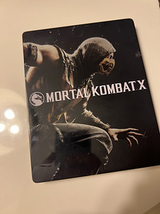 Xbox one S 1Tb + 2 пульта (2 фото из 3)