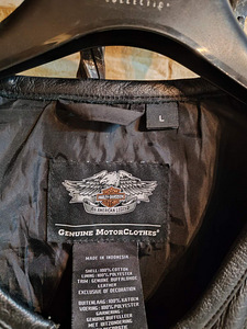 Жилет Harley Davidson (3 фото из 7)