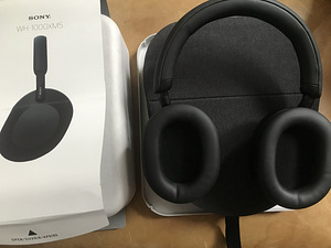 Sony WH-1000XM5 (2 foto / 4)