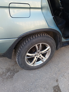 Продам автомобиль (2 фото из 10)