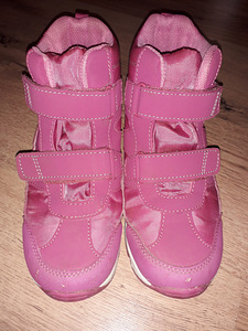 K/s saapad nr 35, sisetald 21 cm (2 foto / 3)