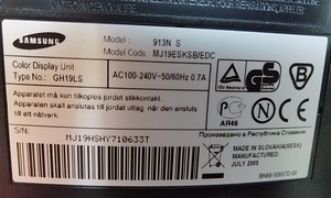 19" Samsung SyncMaster 913N (3 фото из 3)