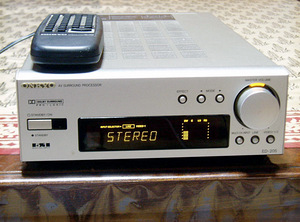 Onkyo AV Surround Processor 5.1 separate Collection ED-205 (1 foto / 3)