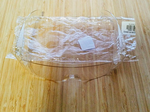 Защитные очки (3 фото из 9)
