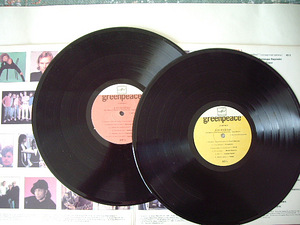 2LP - Greenpeace Breakthrough (2 foto / 2)