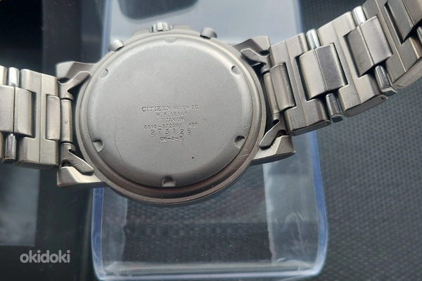 Citizen Chronograph Titamium 100M 0510-S72391 Часы Япония (фото #4)