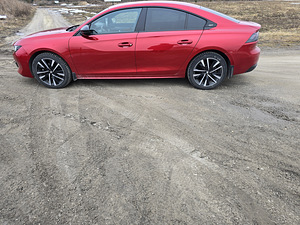 Peugeot 508 GT (3 foto / 5)