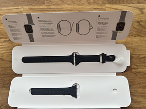 Apple Watch Sportband (2 foto / 2)