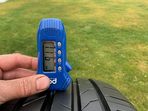 BRIDGESTONE ALENZA 001 225/65R17 (3 foto / 3)