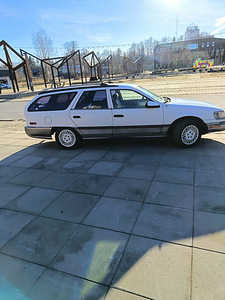 Mercury sable (4 foto / 10)