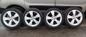17 Диски Skoda 5x112 + Шины 225/45 R17 (1 фото из 6)