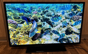 Samsung 40" UE40EH5300W (1 foto / 4)